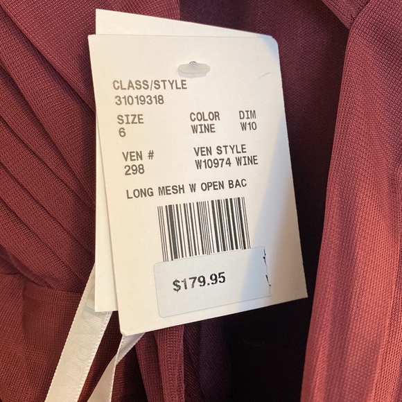 David’s Bridal Bridesmaid Dress Open Back Wine - Picture 5 of 5